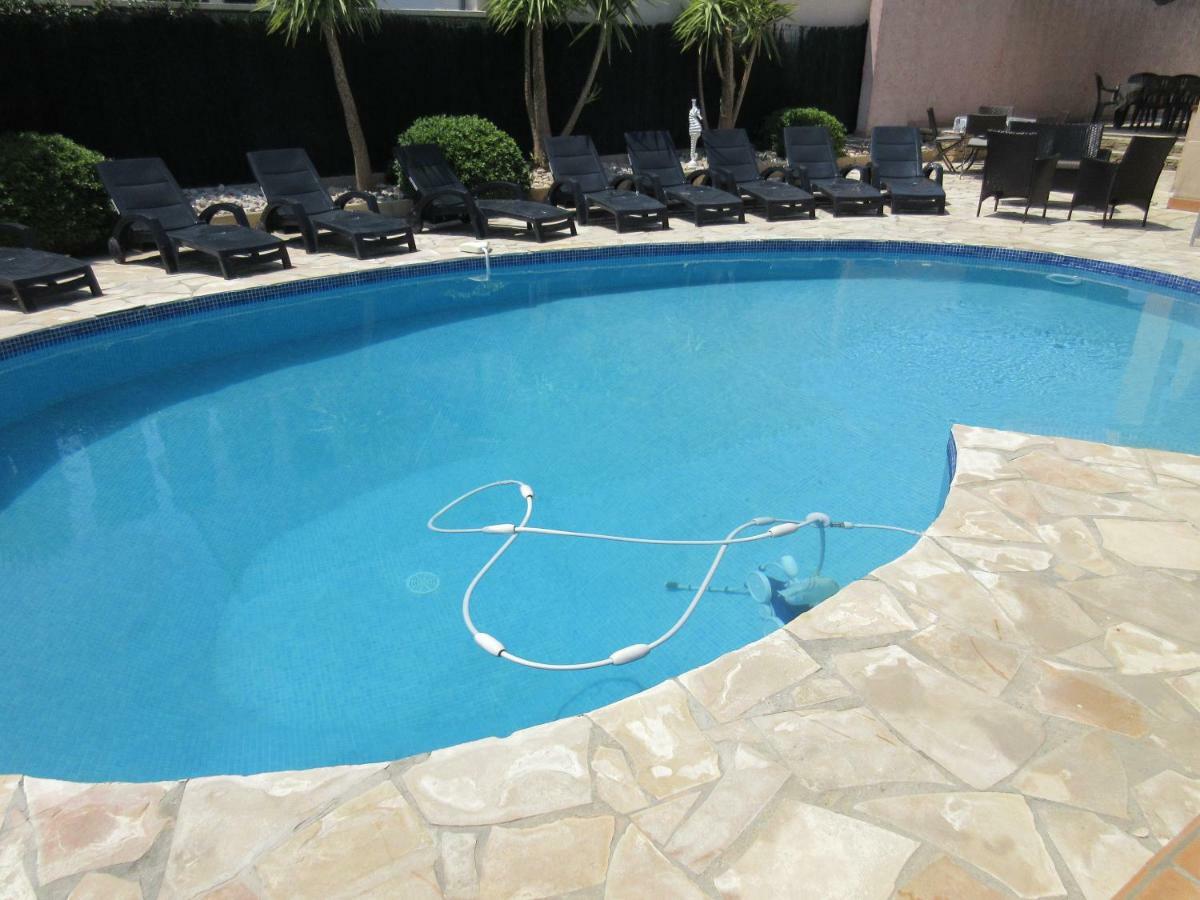 Villa Spacieuse, Climatisation, Piscine, Jardin Paysage, Proche Mer Saint-Cyr-sur-Mer Luaran gambar