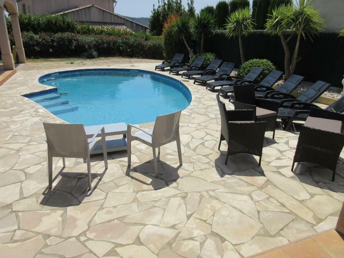 Villa Spacieuse, Climatisation, Piscine, Jardin Paysage, Proche Mer Saint-Cyr-sur-Mer Luaran gambar