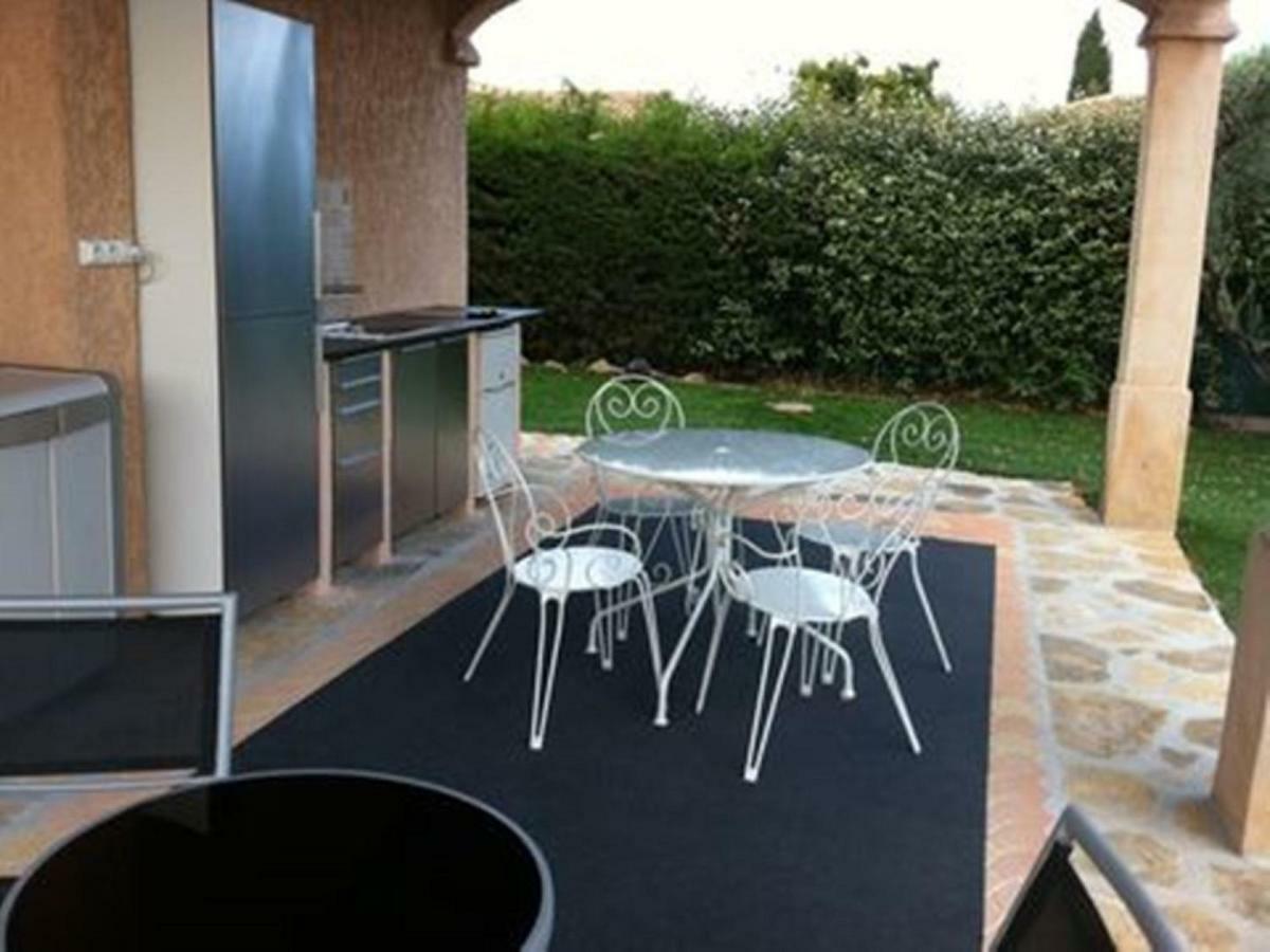 Villa Spacieuse, Climatisation, Piscine, Jardin Paysage, Proche Mer Saint-Cyr-sur-Mer Luaran gambar